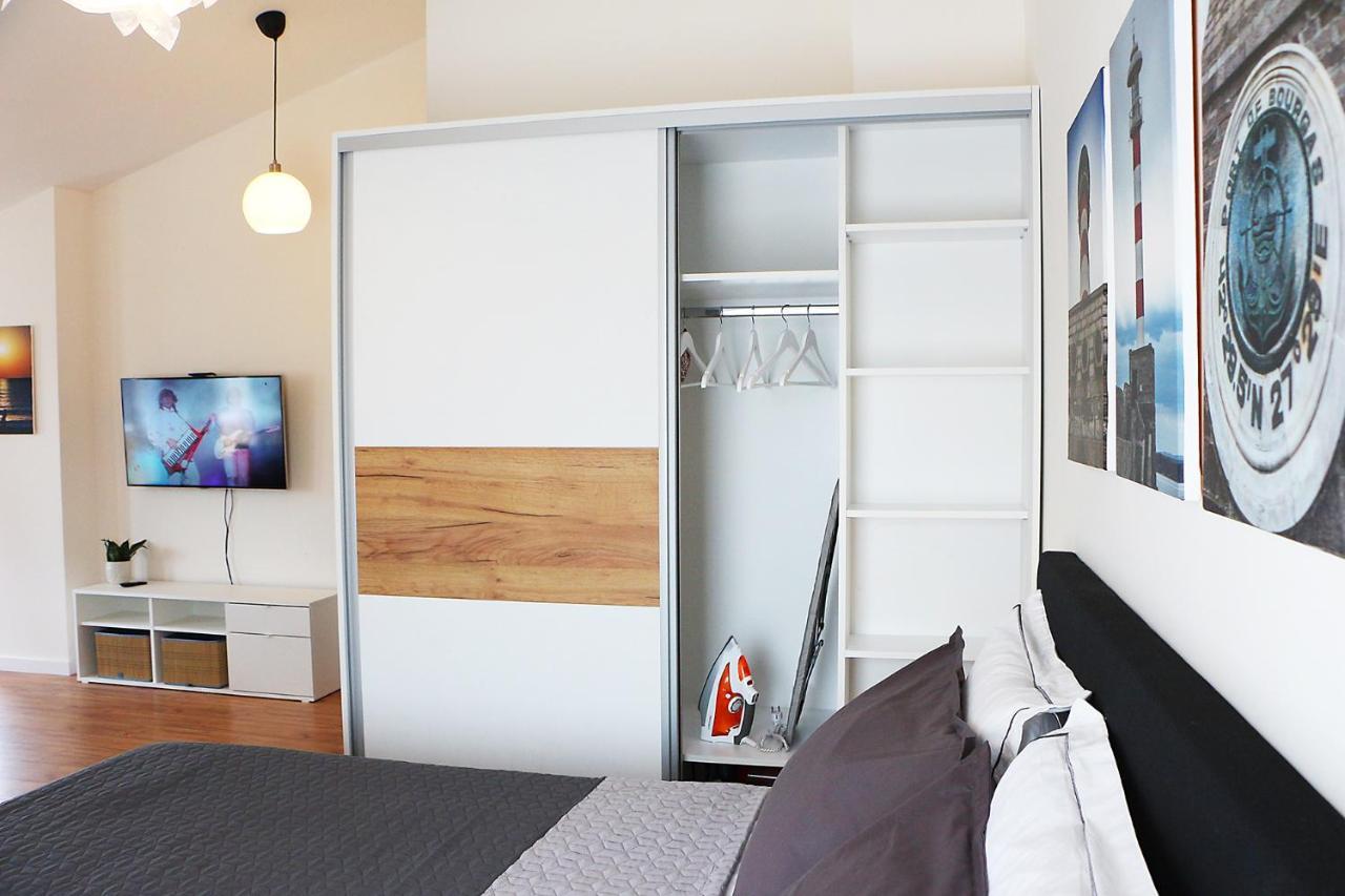Shik & Chic In The Heart Of Burgas # 5Min From Beach # New المظهر الخارجي الصورة