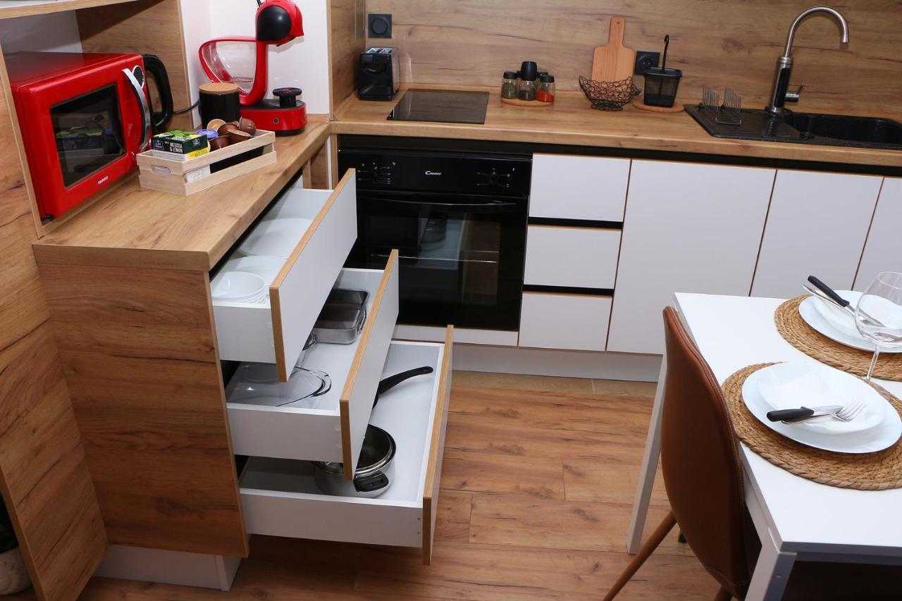 Shik & Chic In The Heart Of Burgas # 5Min From Beach # New المظهر الخارجي الصورة