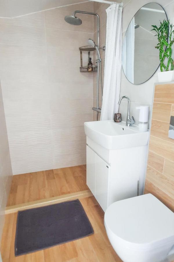 Shik & Chic In The Heart Of Burgas # 5Min From Beach # New المظهر الخارجي الصورة